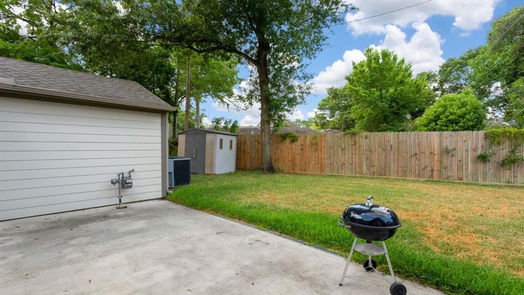 Houston 1-story, 3-bed 1707 W 43rd Street-idx