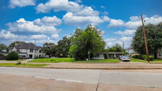 Houston 1-story, 4-bed 3805 Ella Boulevard-idx