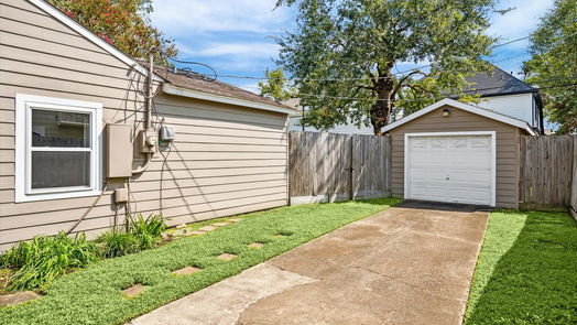 Houston 1-story, 3-bed 975 W 43rd Street-idx