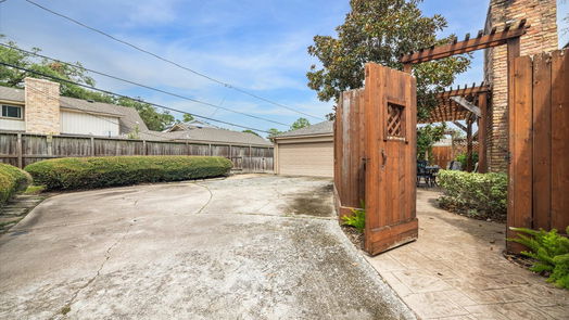 Houston 1-story, 3-bed 970 Bethlehem Street-idx