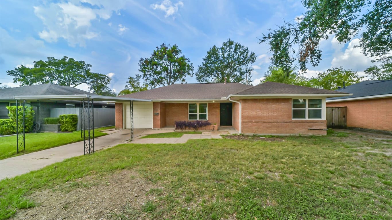 Houston 1-story, 3-bed 930 Stonecrest Drive-idx