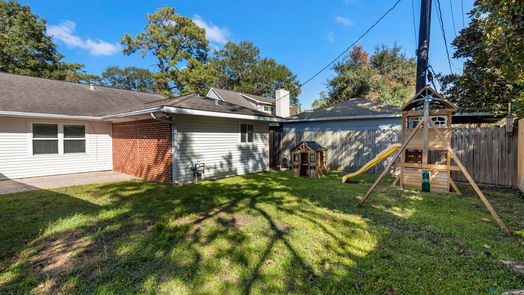 Houston 1-story, 3-bed 5010 Park Plaza Drive-idx