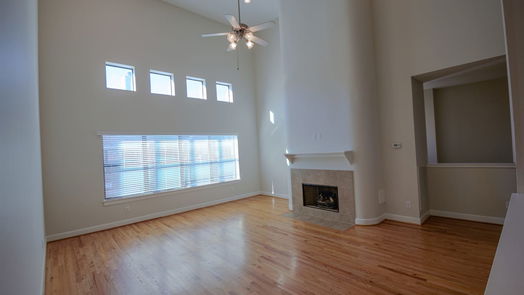 Houston 3-story, 3-bed 650 Westcross Street 44-idx