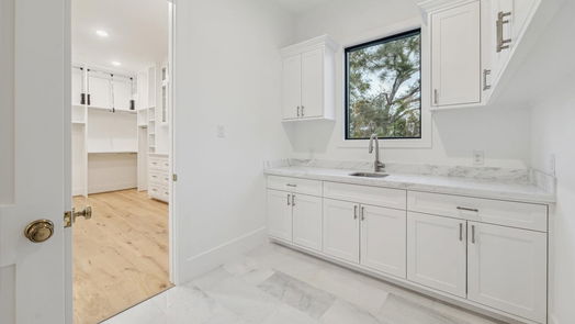 Houston 2-story, 4-bed 1334 Chantilly Lane-idx