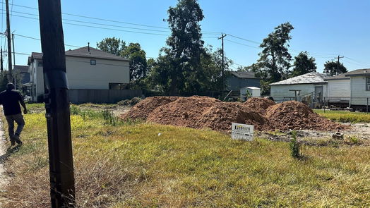 Houston 3-story, 3-bed 322 E 35TH ST-idx