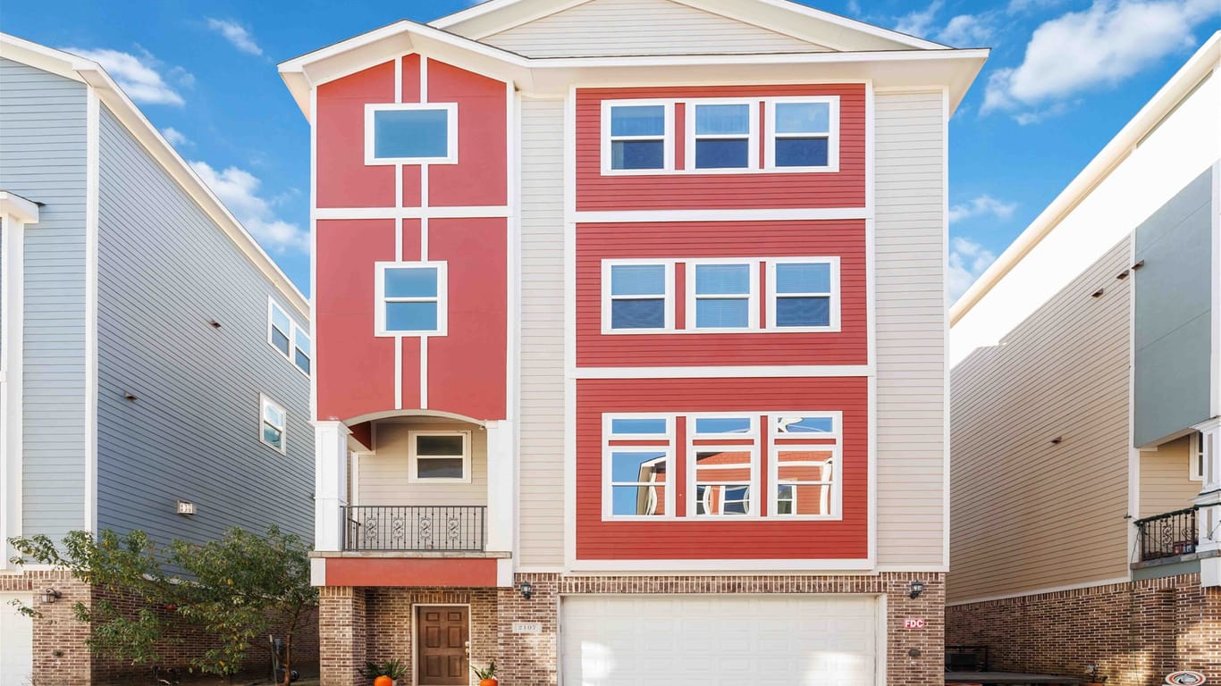 Houston 4-story, 4-bed 2107 Oatfield Drive-idx