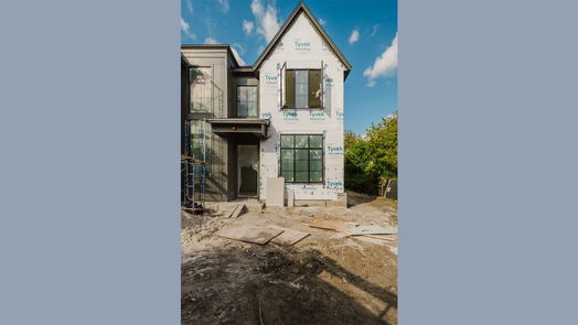 Houston 2-story, 5-bed 216 W 31st Street-idx
