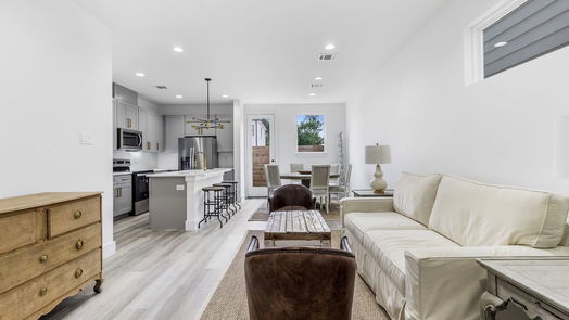 Houston 2-story, 3-bed 409 Alvia Run Lane B2-idx