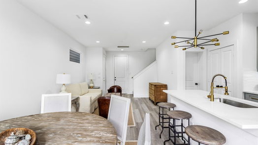 Houston 2-story, 3-bed 409 Alvia Run Lane B2-idx