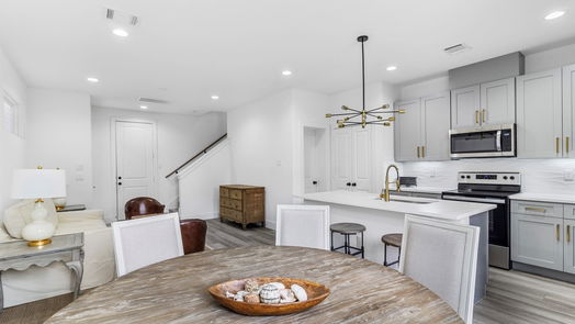 Houston 2-story, 3-bed 409 Alvia Run Lane B2-idx