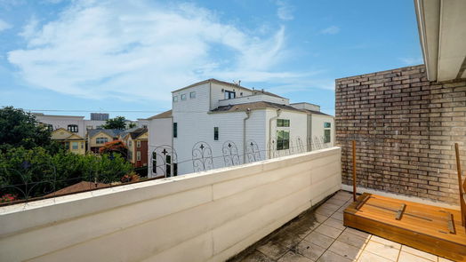 Houston 4-story, 2-bed 700 W Clay Street 0-idx