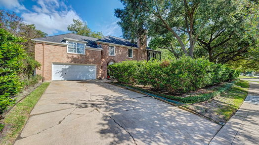 Houston 2-story, 3-bed 2900 Chevy Chase Drive-idx