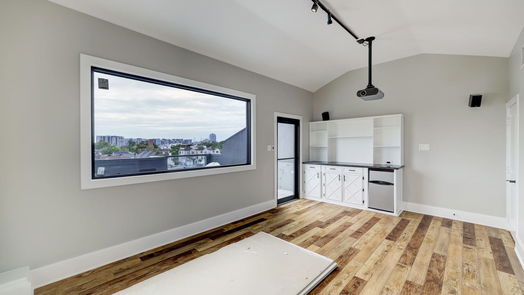 Houston 4-story, 2-bed 1302 W Dallas Street-idx