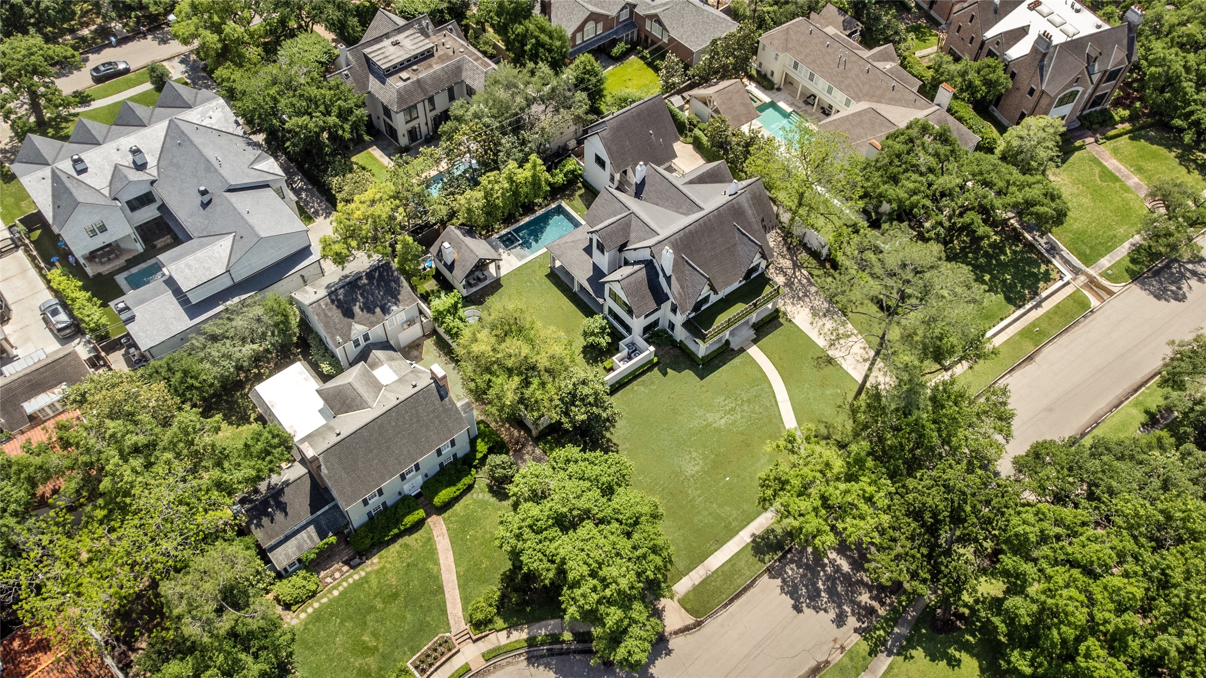 Houston 3-story, 5-bed 2209 Pine Valley Drive-idx