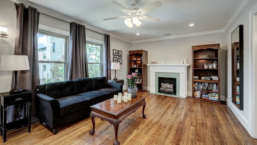 Houston 2-story, 5-bed 1963 W Mckinney Street-idx