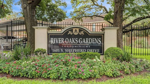 Houston 1-story, 1-bed 1601 S Shepherd Drive 132-idx