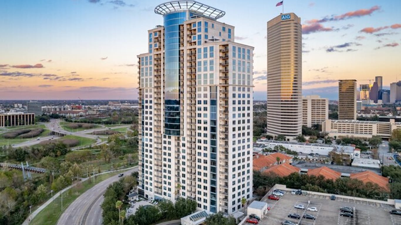 Houston null-story, 1-bed 3333 Allen Parkway 506-idx