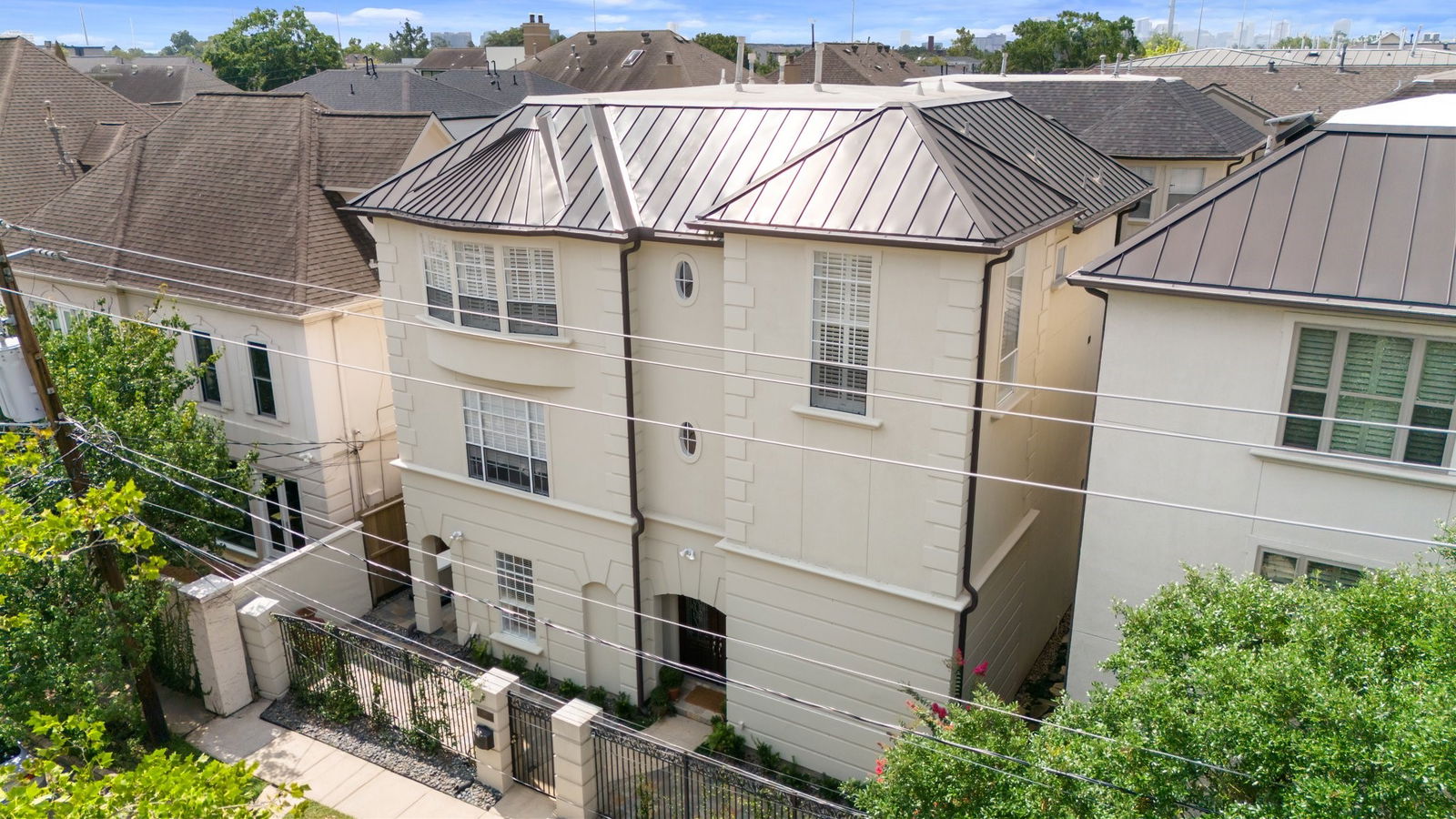 Houston 3-story, 3-bed 1987 Indiana Street-idx