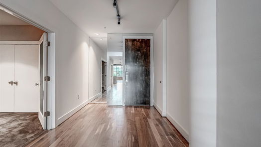 Houston null-story, 2-bed 1025 S Shepherd Drive 102-idx