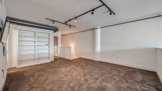 Houston null-story, 2-bed 1025 S Shepherd Drive 102-idx