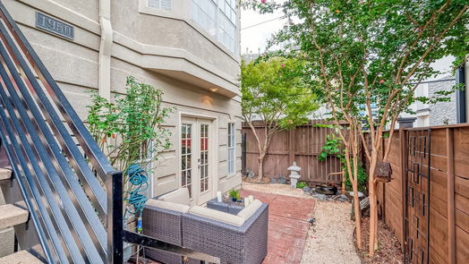 Houston 3-story, 3-bed 1950 W Bell Street-idx