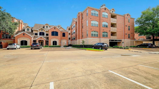 Houston 1-story, 2-bed 2111 Welch Street B101-idx