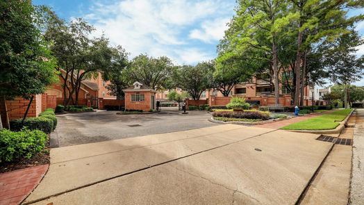 Houston 1-story, 2-bed 2111 Welch Street B101-idx