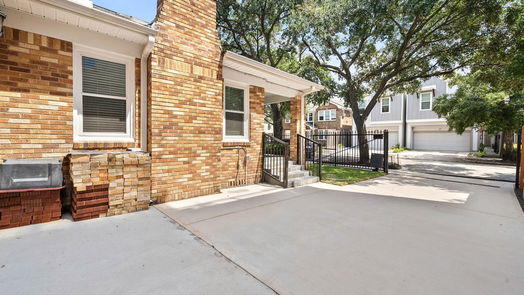 Houston 2-story, 3-bed 612 W Saulnier Street-idx