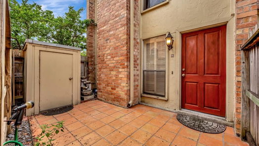 Houston 2-story, 1-bed 1601 S Shepherd Drive 19-idx