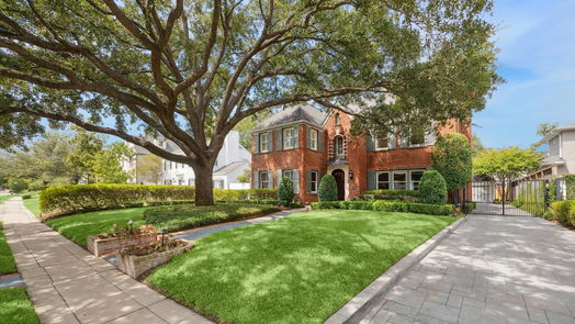 Houston 3-story, 4-bed 2130 Pelham Drive-idx