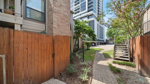 Houston 1-story, 2-bed 1201 Mcduffie Street 205-idx