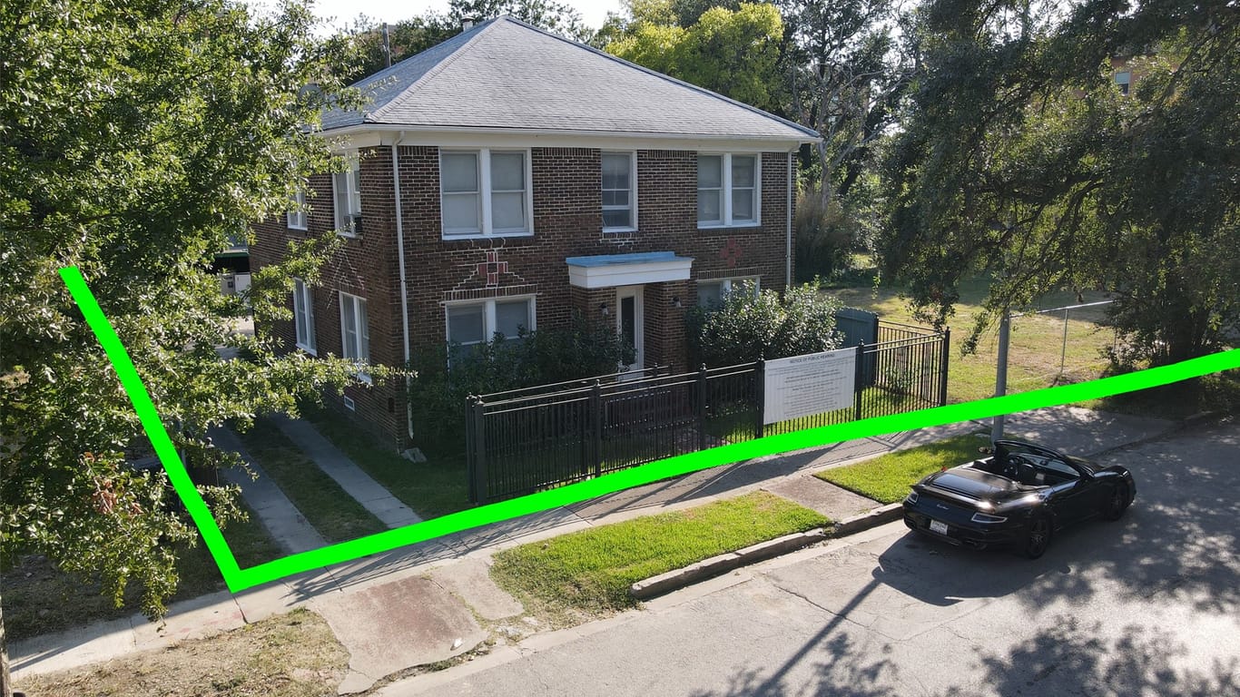 Houston 2-story, 1-bed 1323 W Bell Street-idx