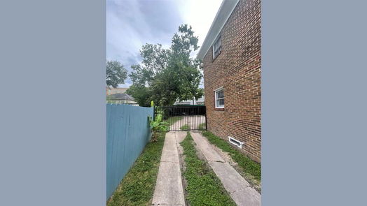 Houston 2-story, 1-bed 1323 W Bell Street-idx