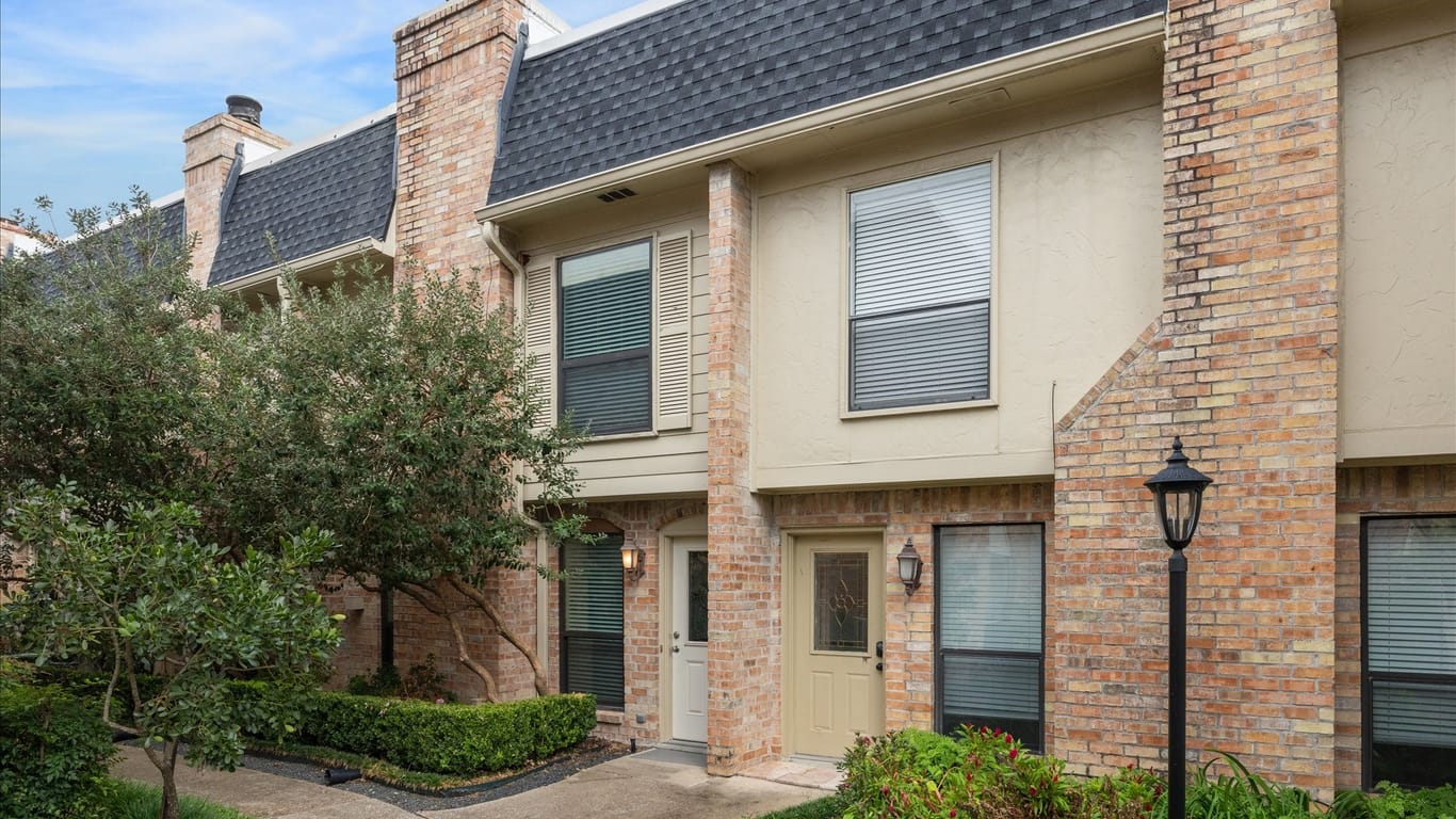 Houston 2-story, 2-bed 1601 S Shepherd Drive 35-idx