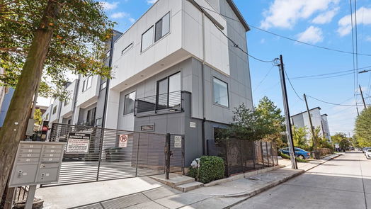 Houston 4-story, 3-bed 1009 Ruthven Street B-idx