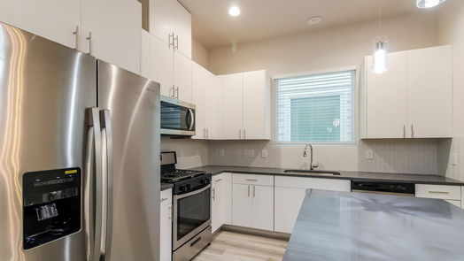 Houston 2-story, 3-bed 3010 Baer Street-idx