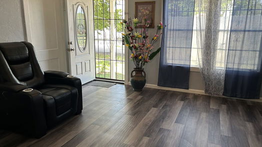 Houston 1-story, 3-bed 7530 Brownsville Street-idx