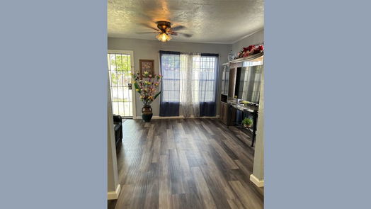 Houston 1-story, 3-bed 7530 Brownsville Street-idx