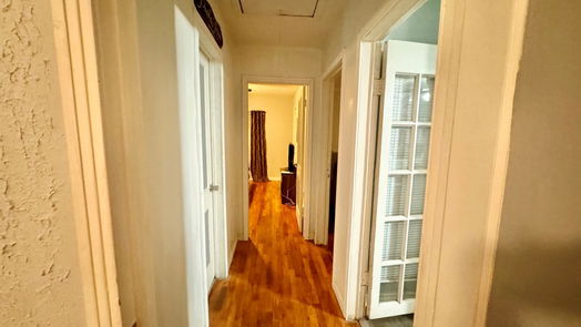 Houston 1-story, 4-bed 7518 Laredo Street-idx