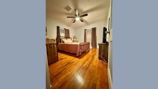 Houston 1-story, 4-bed 7518 Laredo Street-idx