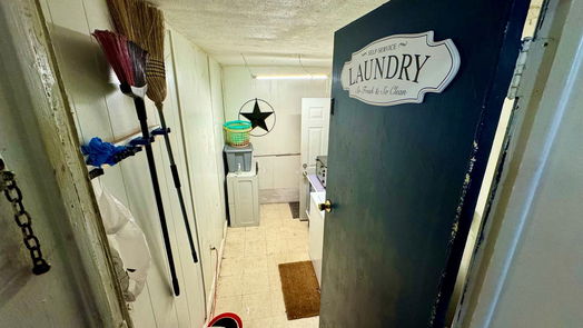 Houston 1-story, 4-bed 7518 Laredo Street-idx