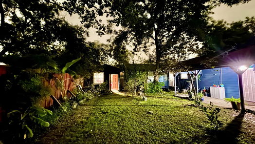 Houston 1-story, 4-bed 7518 Laredo Street-idx