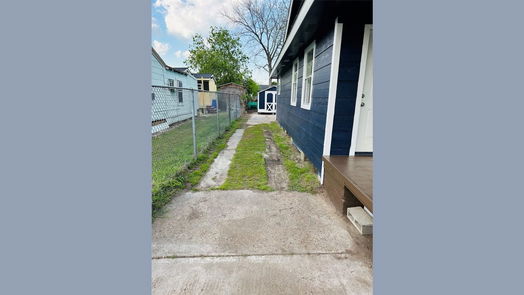 Houston 1-story, 3-bed 6723 Corpus Christi-idx