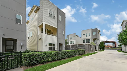 Houston 3-story, 3-bed 2733 Eado Edge Court-idx