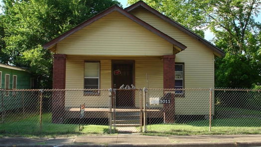Houston 1-story, 2-bed 3011 BaerStreet Street-idx