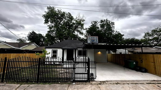 Houston 1-story, 3-bed 6416 Eagle Pass Street-idx