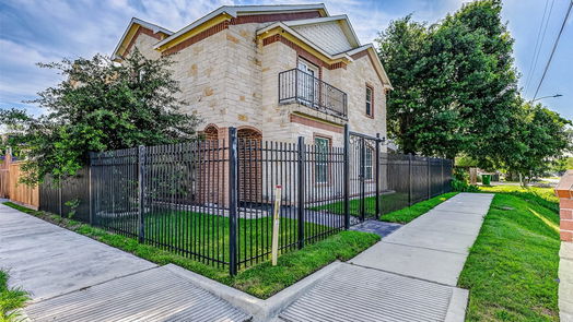 Houston 2-story, 4-bed 4701 Noble Street-idx