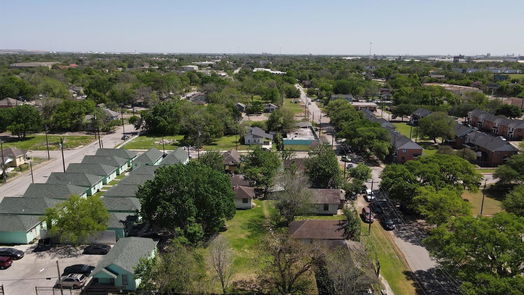 Houston 1-story, 0-bed 1202 Bayou Street-idx