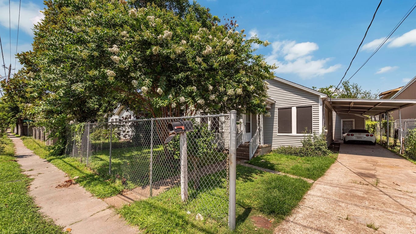 Houston 1-story, 2-bed 1007 Lathrop Street-idx