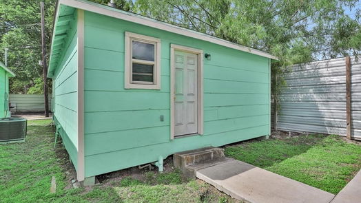 Houston 1-story, 32-bed 1210 Bayou Street-idx